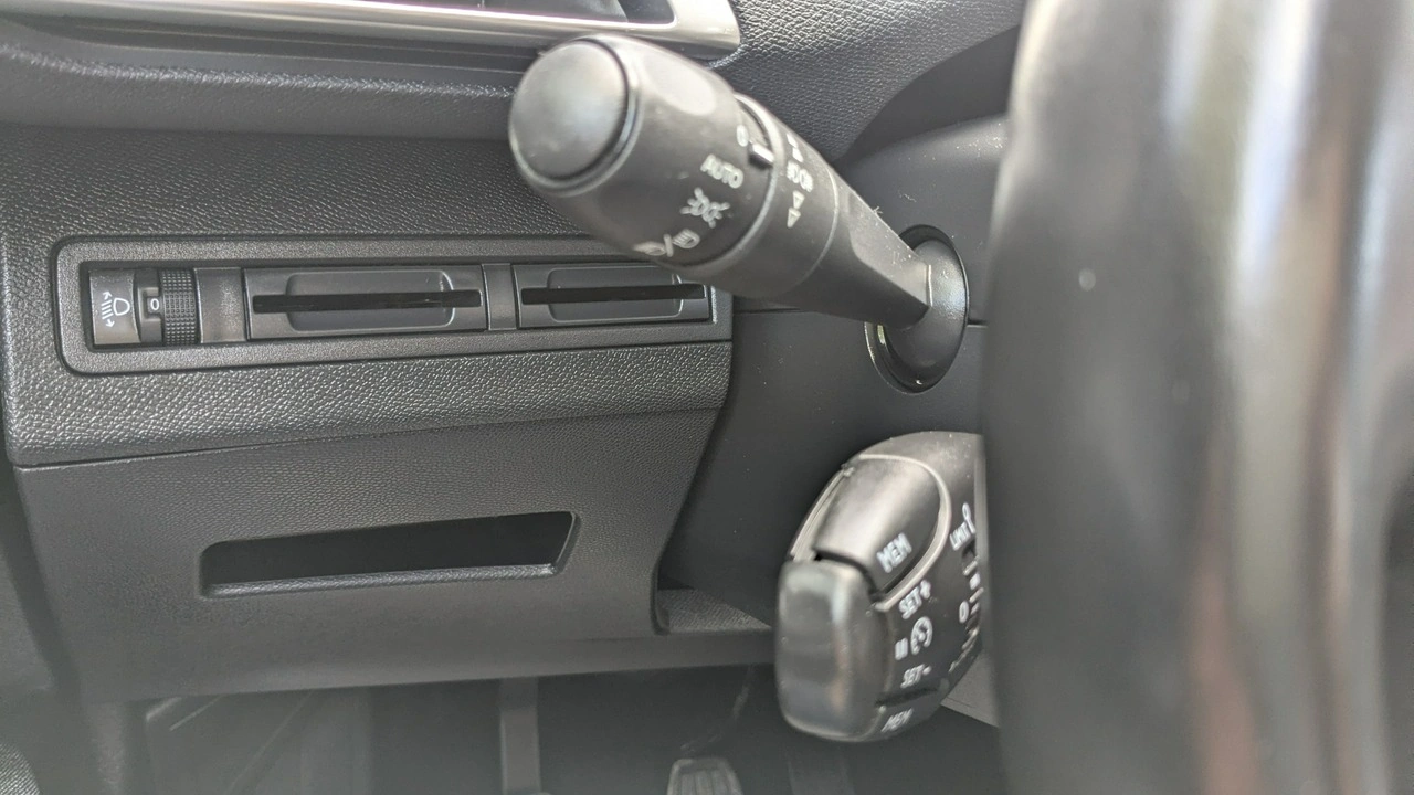 Peugeot 3008 - Zdjęcie 30
