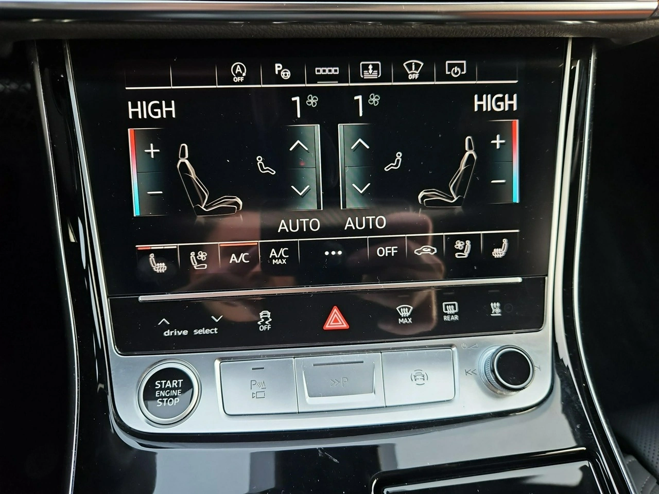 Audi A8 - Zdjęcie 11