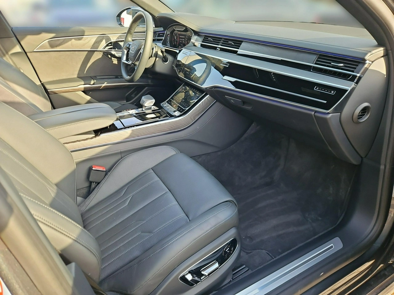 Audi A8 - Zdjęcie 18