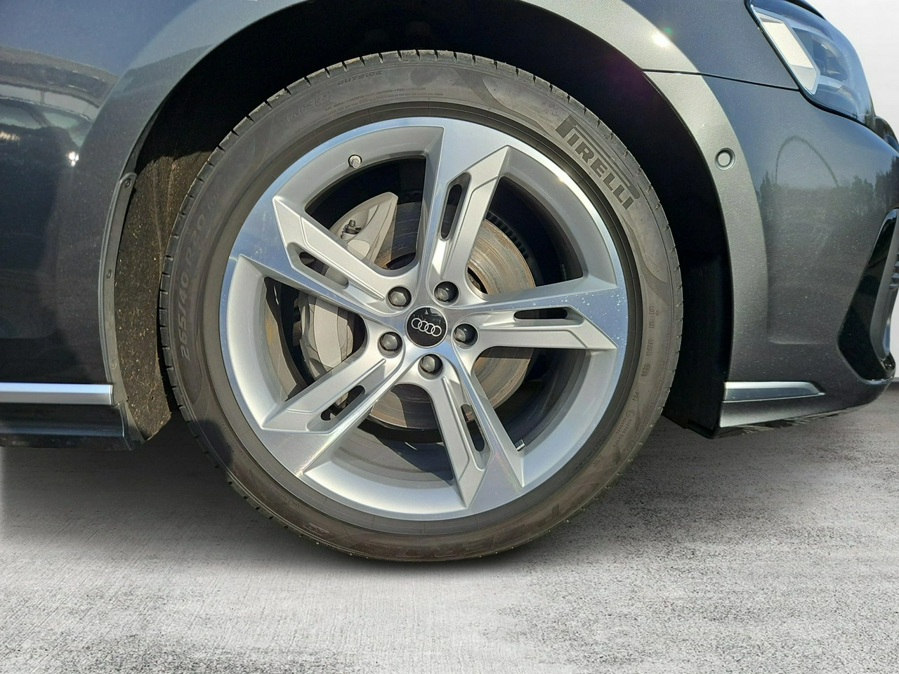 Audi A8 - Zdjęcie 29