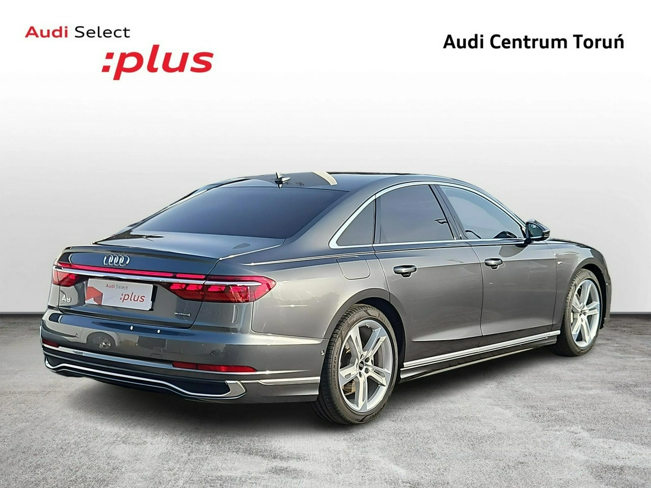 Audi A8 - Zdjęcie 4