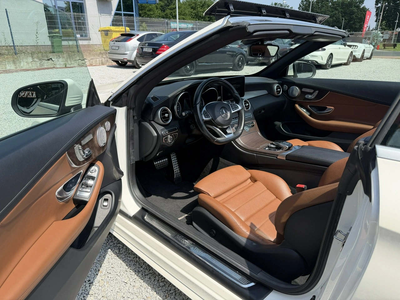 Mercedes C 300 - Zdjęcie 11