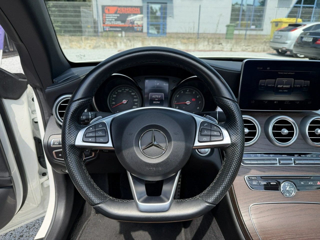 Mercedes C 300 - Zdjęcie 17