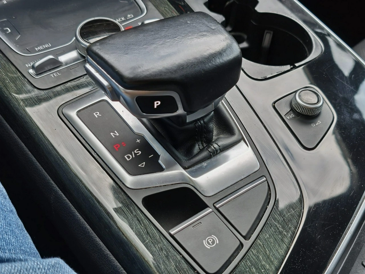 Audi Q7 - Zdjęcie 24