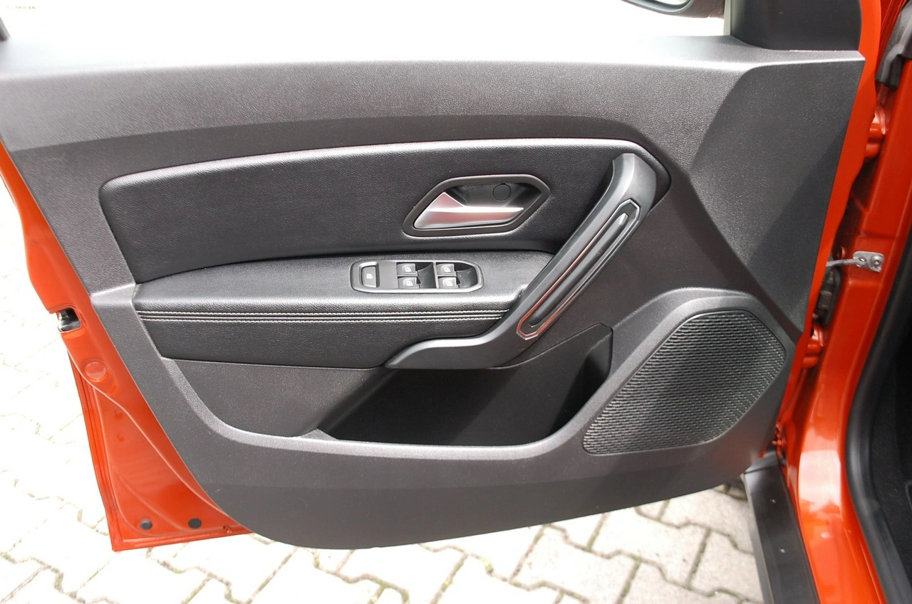 Dacia Duster - Zdjęcie 31