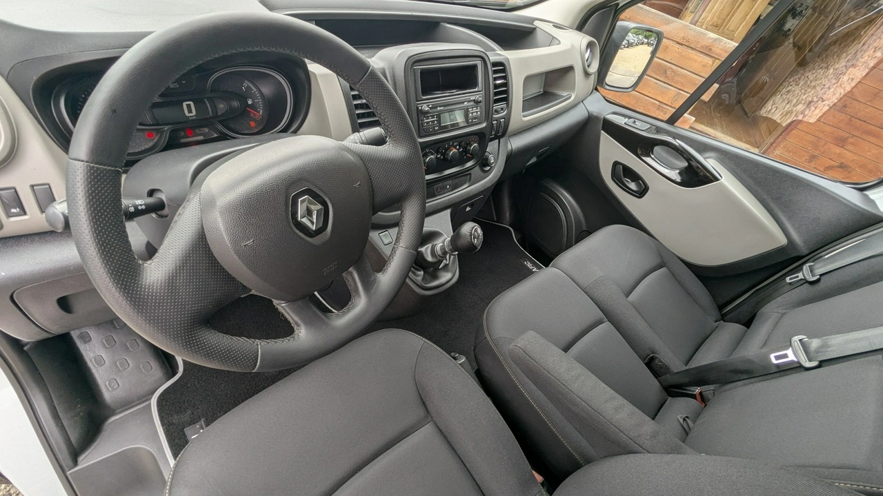 Renault Trafic - Zdjęcie 16