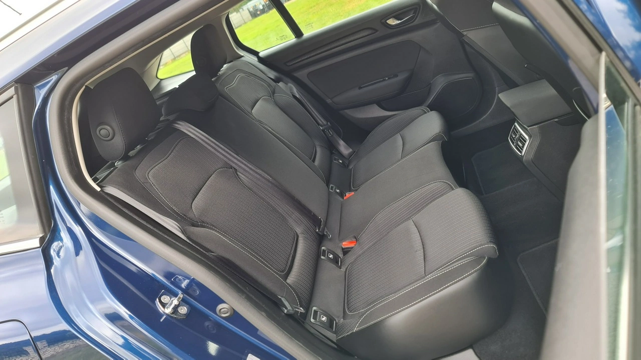 Renault Megane - Zdjęcie 9