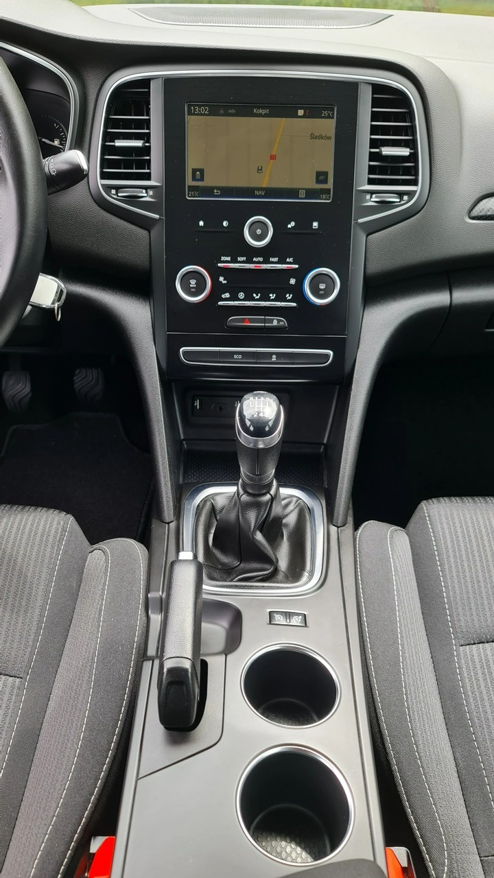 Renault Megane - Zdjęcie 17