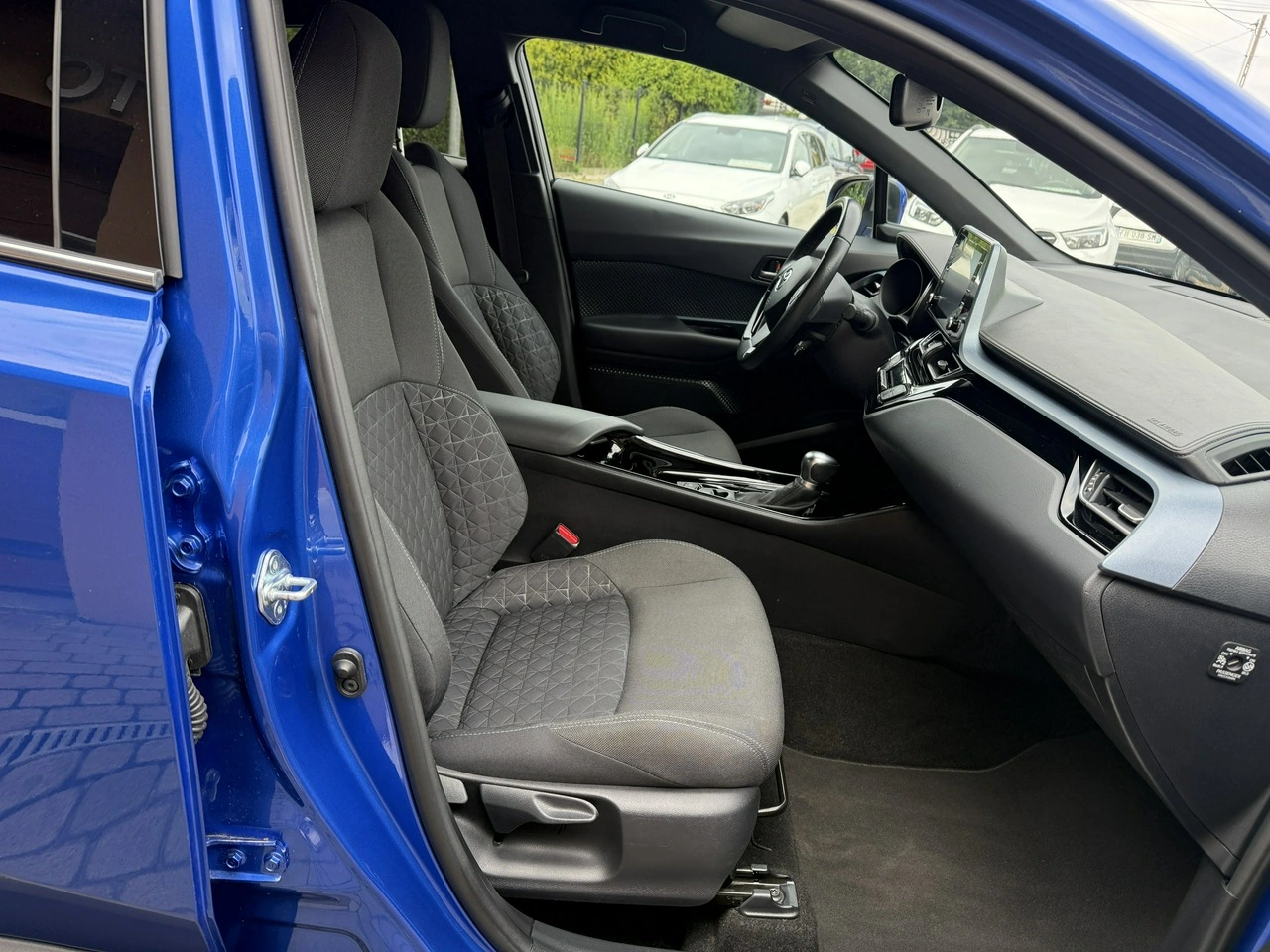 Toyota C-HR - Zdjęcie 22