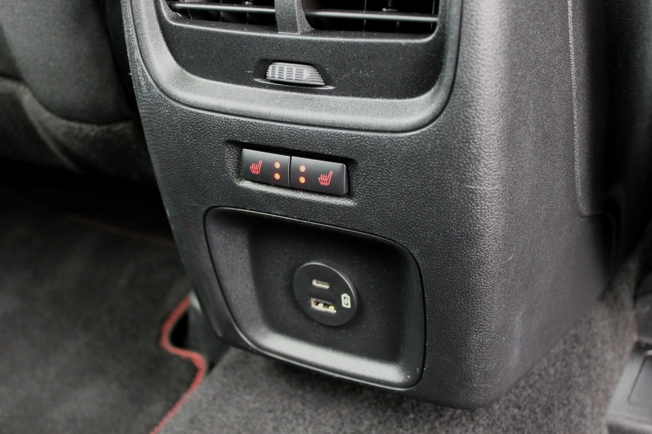 Ford Kuga - Zdjęcie 22