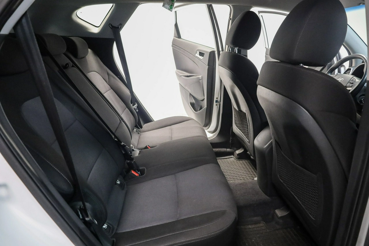 Hyundai Tucson - Zdjęcie 8