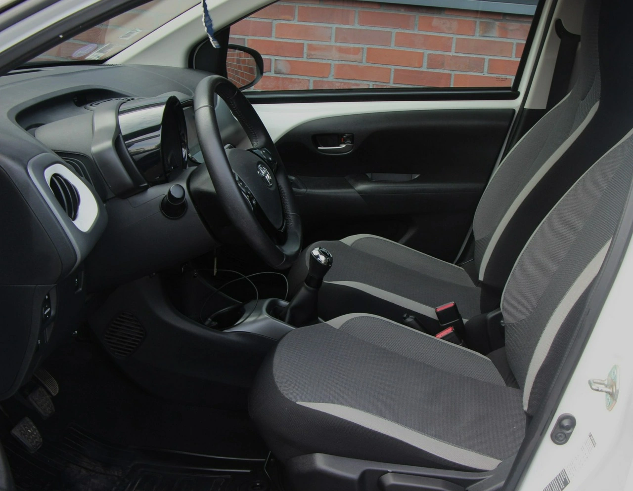 Toyota Aygo - Zdjęcie 9