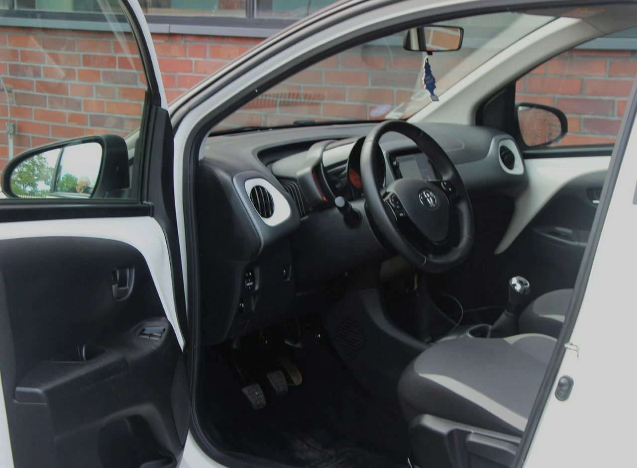 Toyota Aygo - Zdjęcie 11