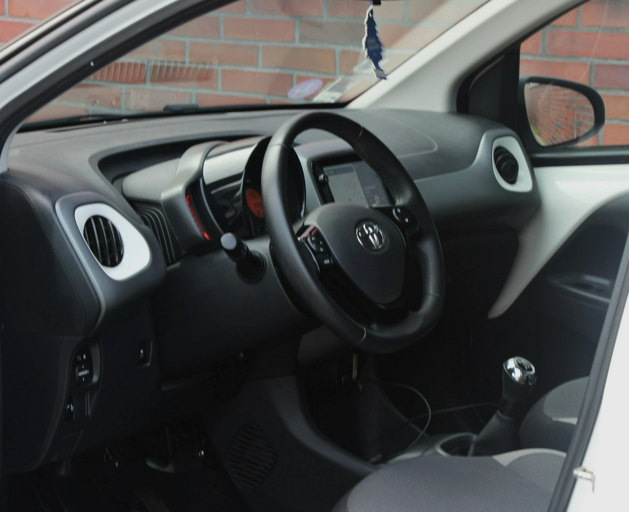 Toyota Aygo - Zdjęcie 12