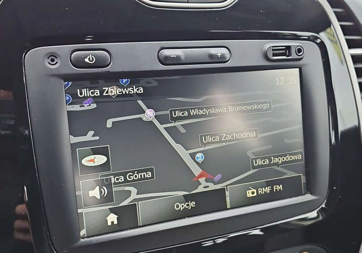 Renault Captur - Zdjęcie 19