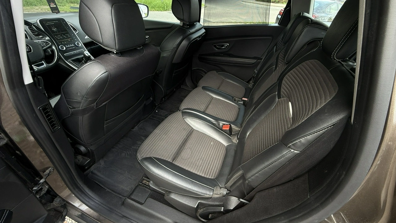 Renault Grand Scenic - Zdjęcie 9