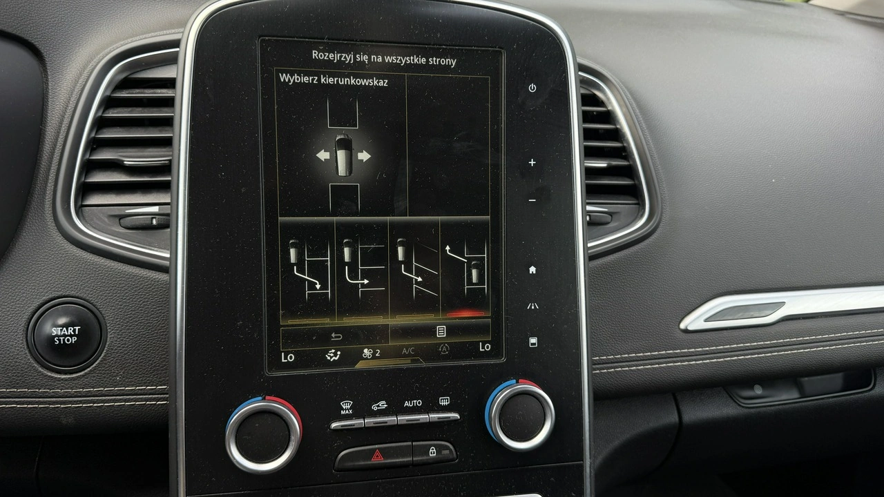 Renault Grand Scenic - Zdjęcie 15