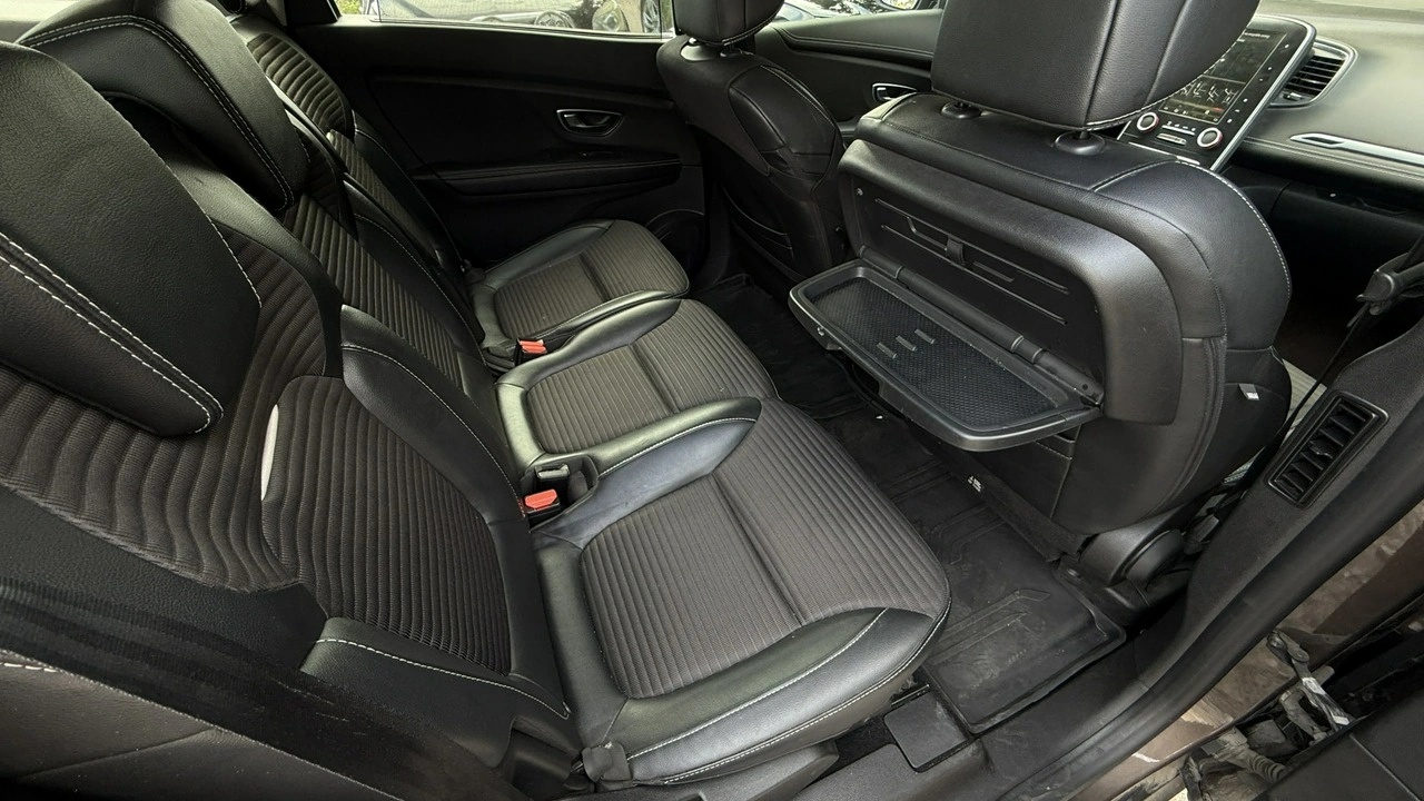 Renault Grand Scenic - Zdjęcie 4