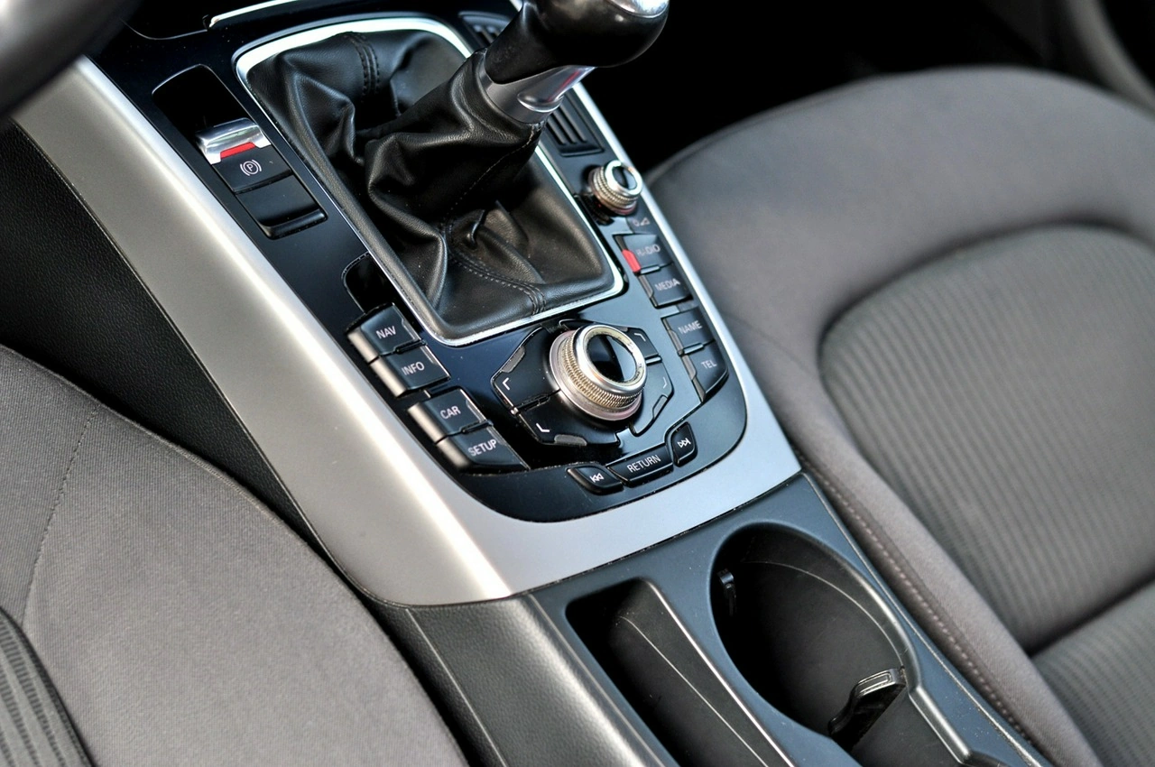 Audi A4 - Zdjęcie 15