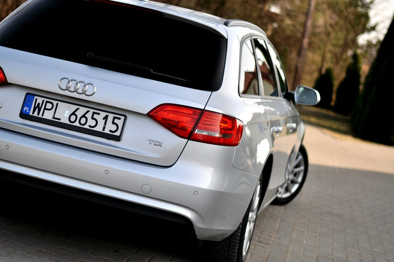 Audi A4 - Zdjęcie 23