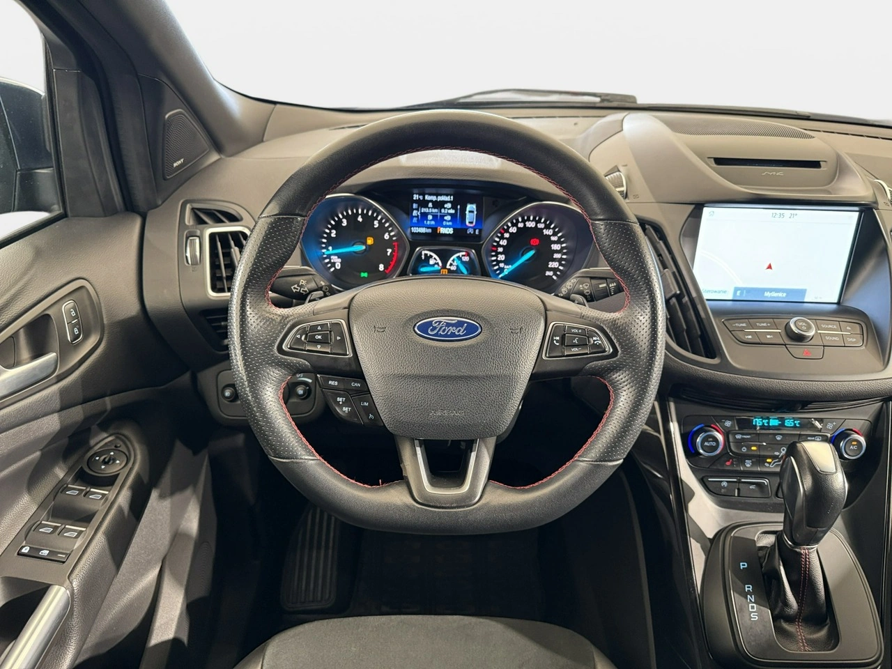 Ford Kuga - Zdjęcie 17