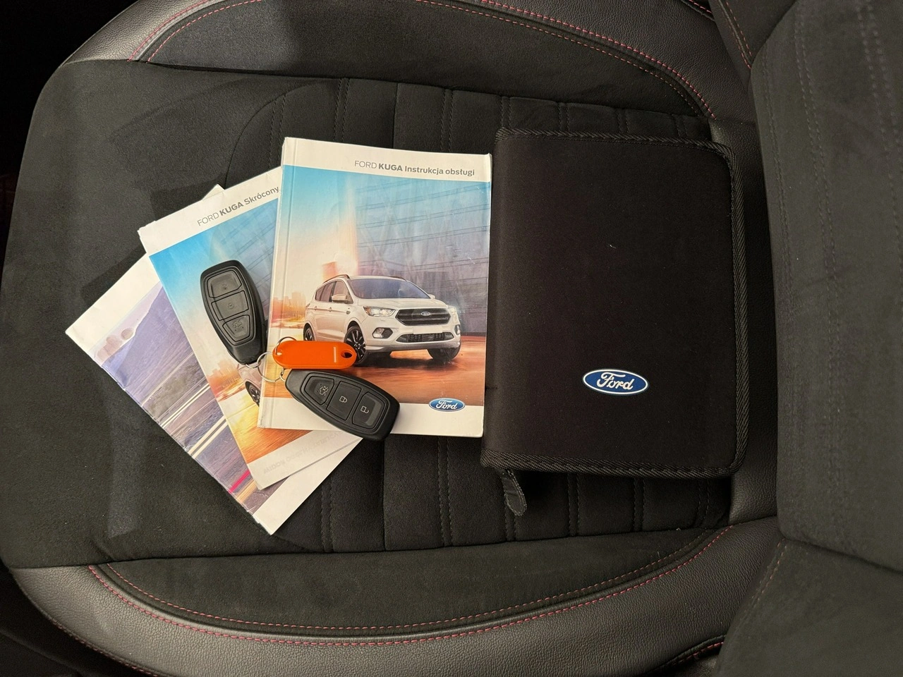 Ford Kuga - Zdjęcie 30