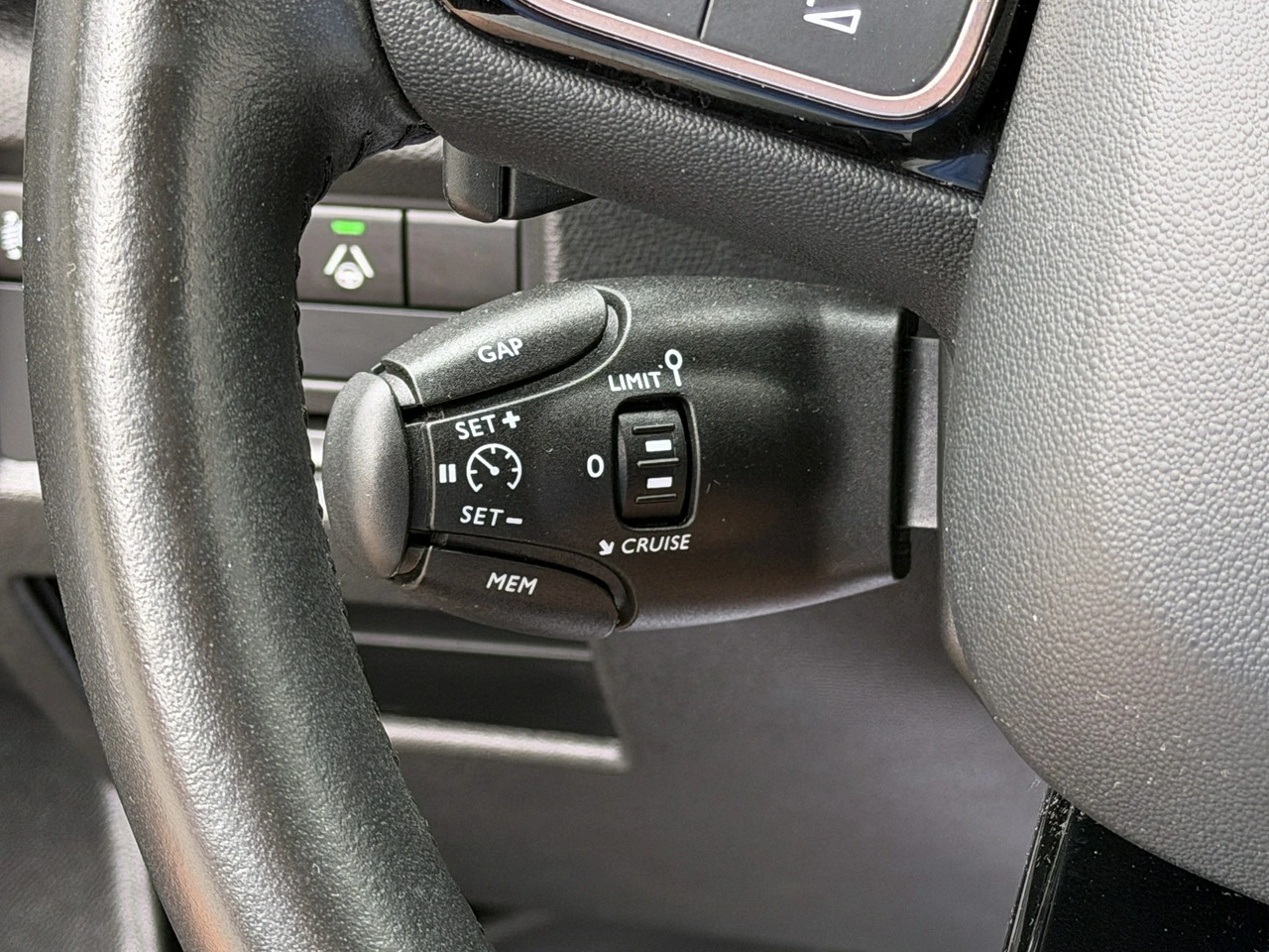 Citroën C5 Aircross - Zdjęcie 17