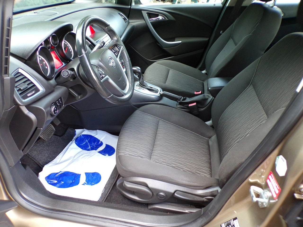 Opel Astra - Zdjęcie 26