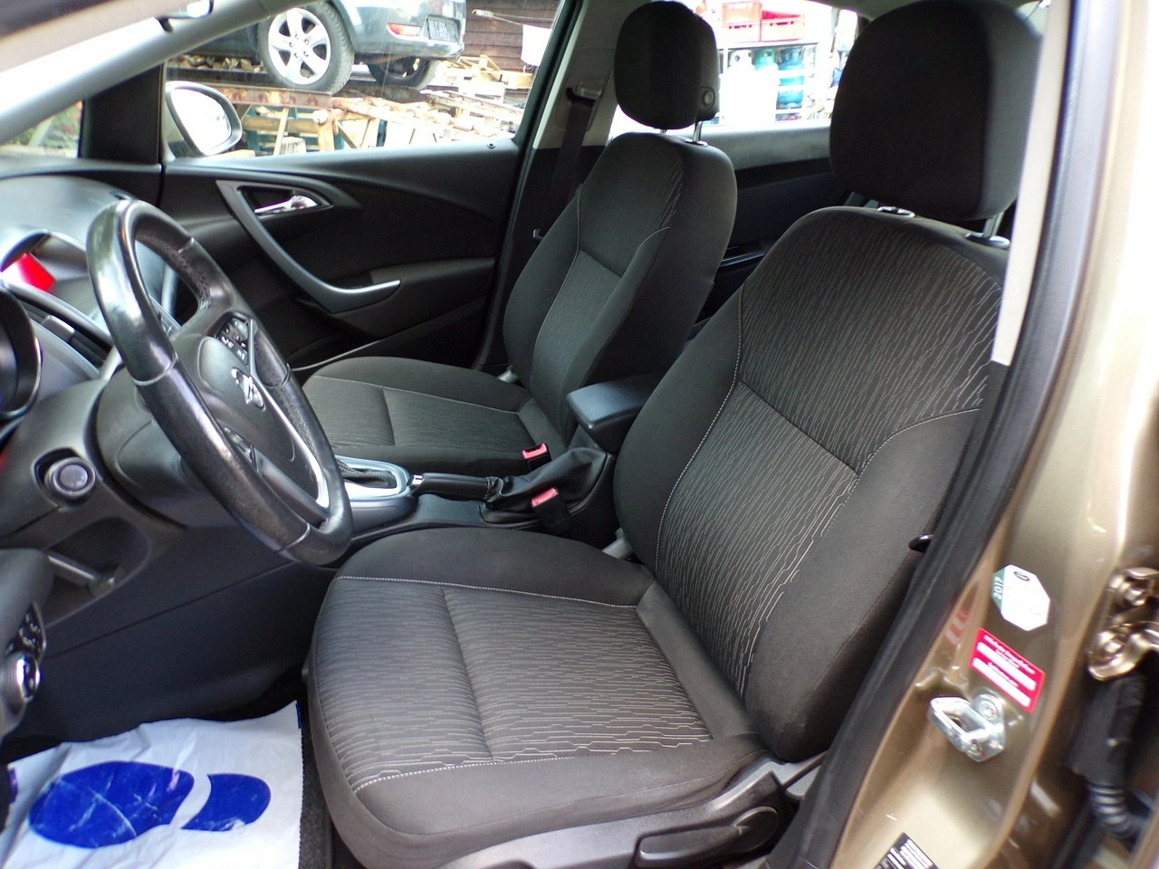 Opel Astra - Zdjęcie 27