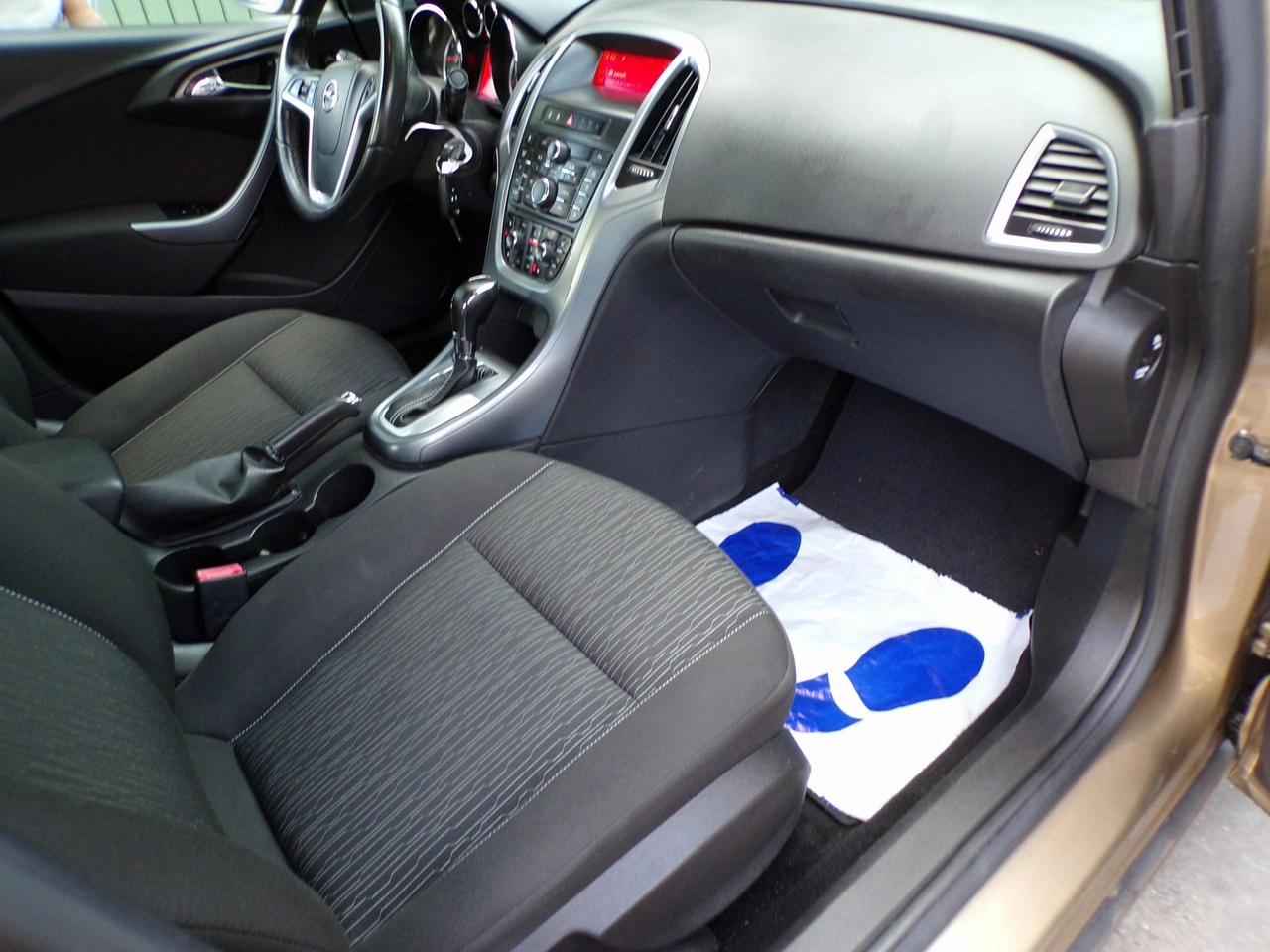 Opel Astra - Zdjęcie 32