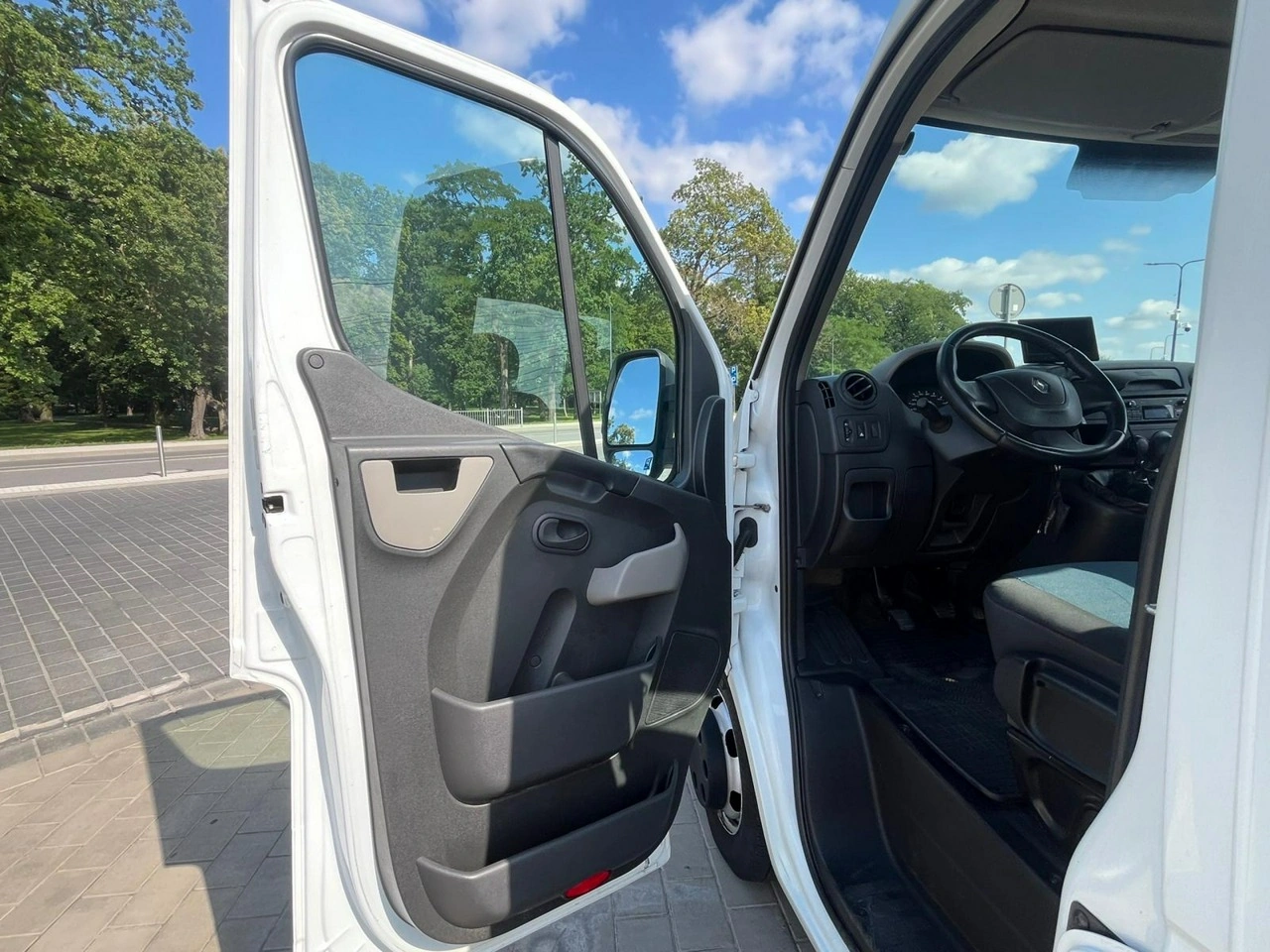 Renault Master - Zdjęcie 23