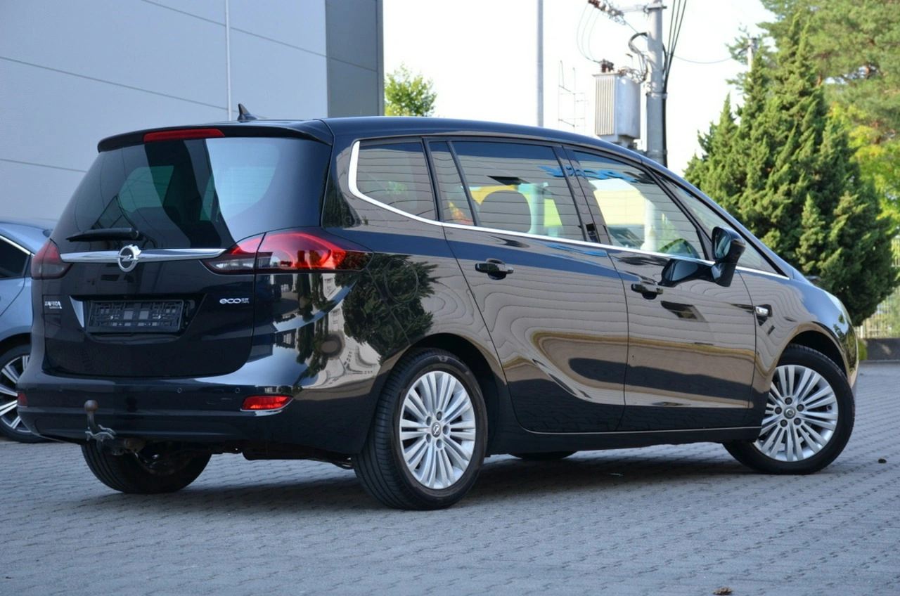 Opel Zafira - Zdjęcie 10