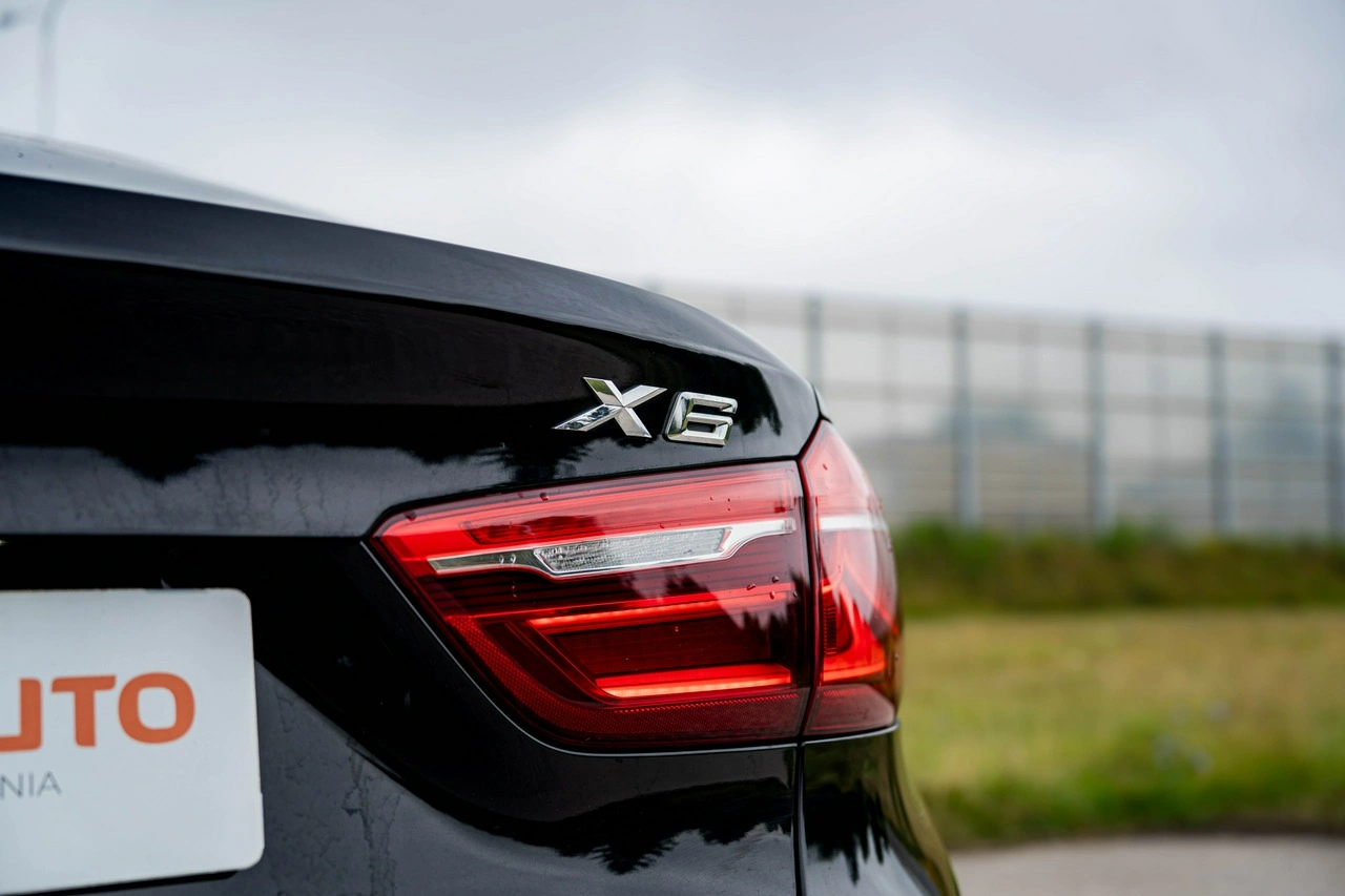 BMW X6 - Zdjęcie 12