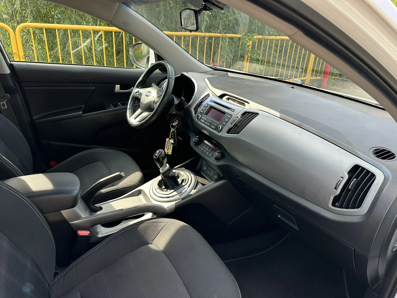 Kia Sportage - Zdjęcie 8