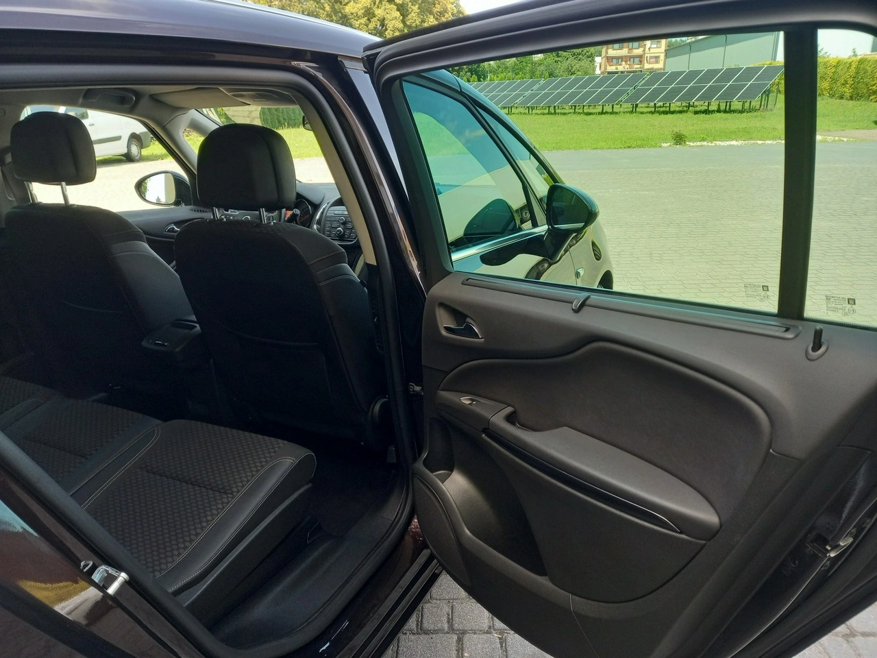 Opel Zafira - Zdjęcie 22