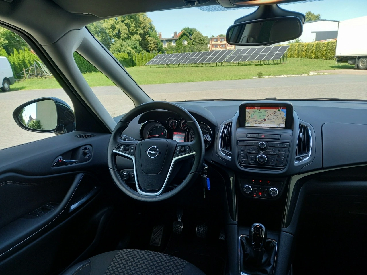 Opel Zafira - Zdjęcie 23