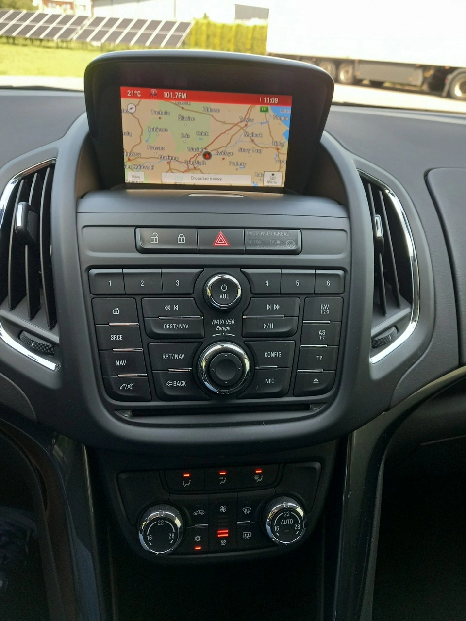 Opel Zafira - Zdjęcie 31