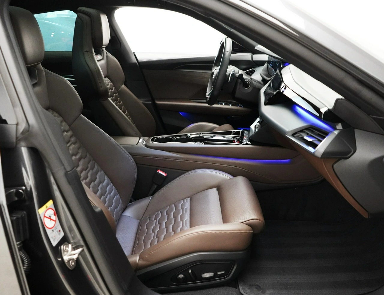 Audi e-tron GT - Zdjęcie 16