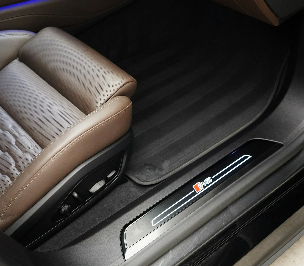 Audi e-tron GT - Zdjęcie 18