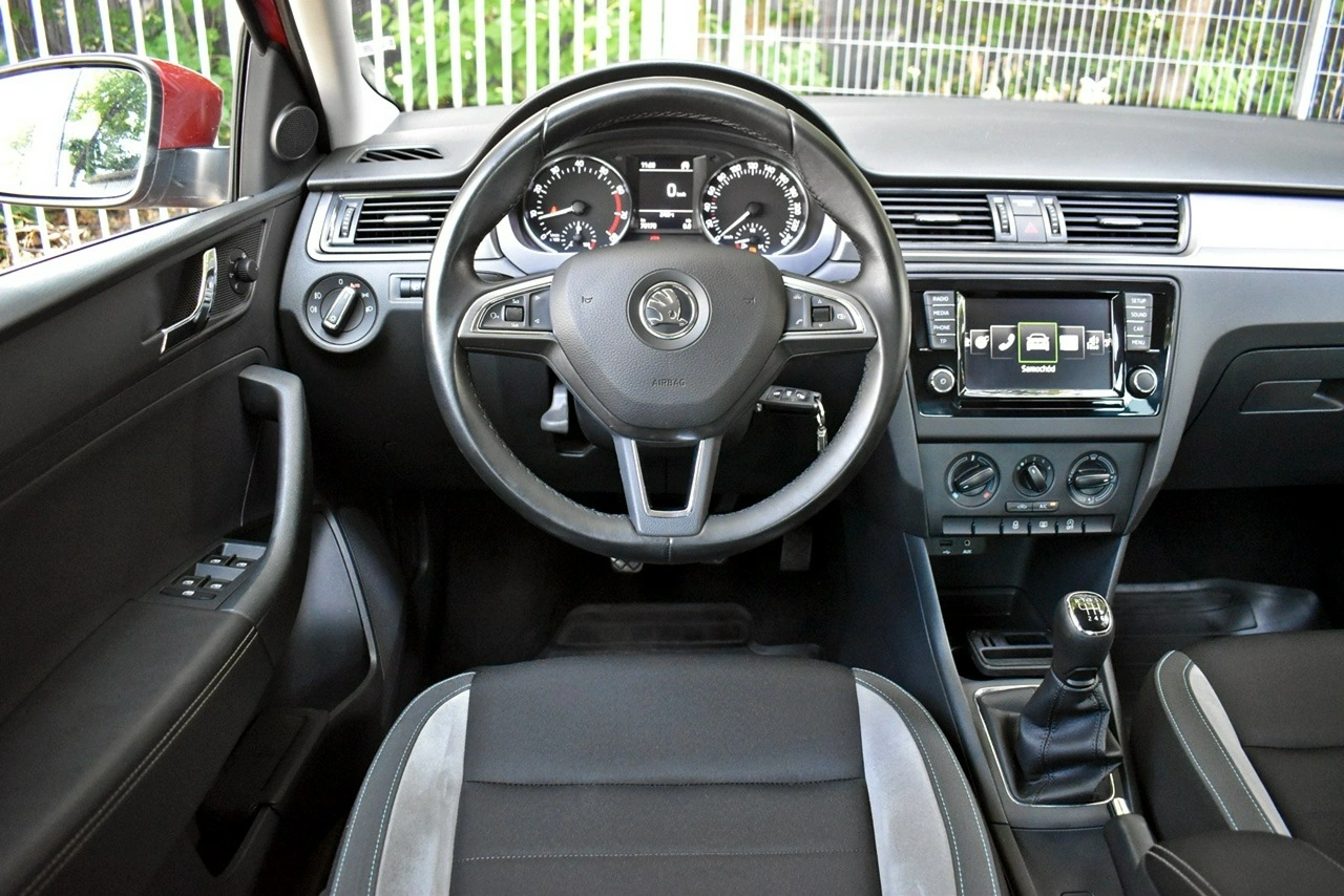 Skoda RAPID - Zdjęcie 12