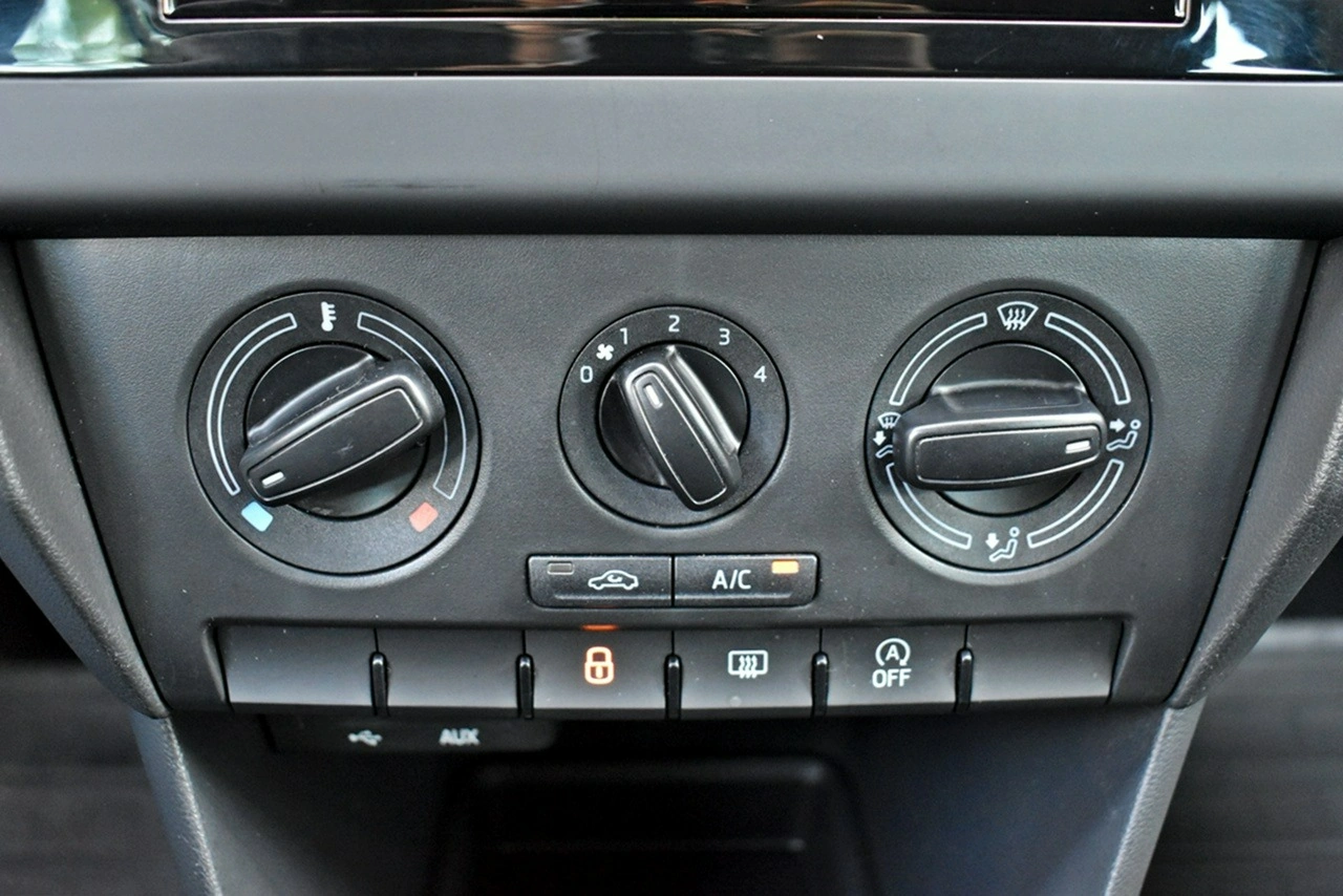 Skoda RAPID - Zdjęcie 19