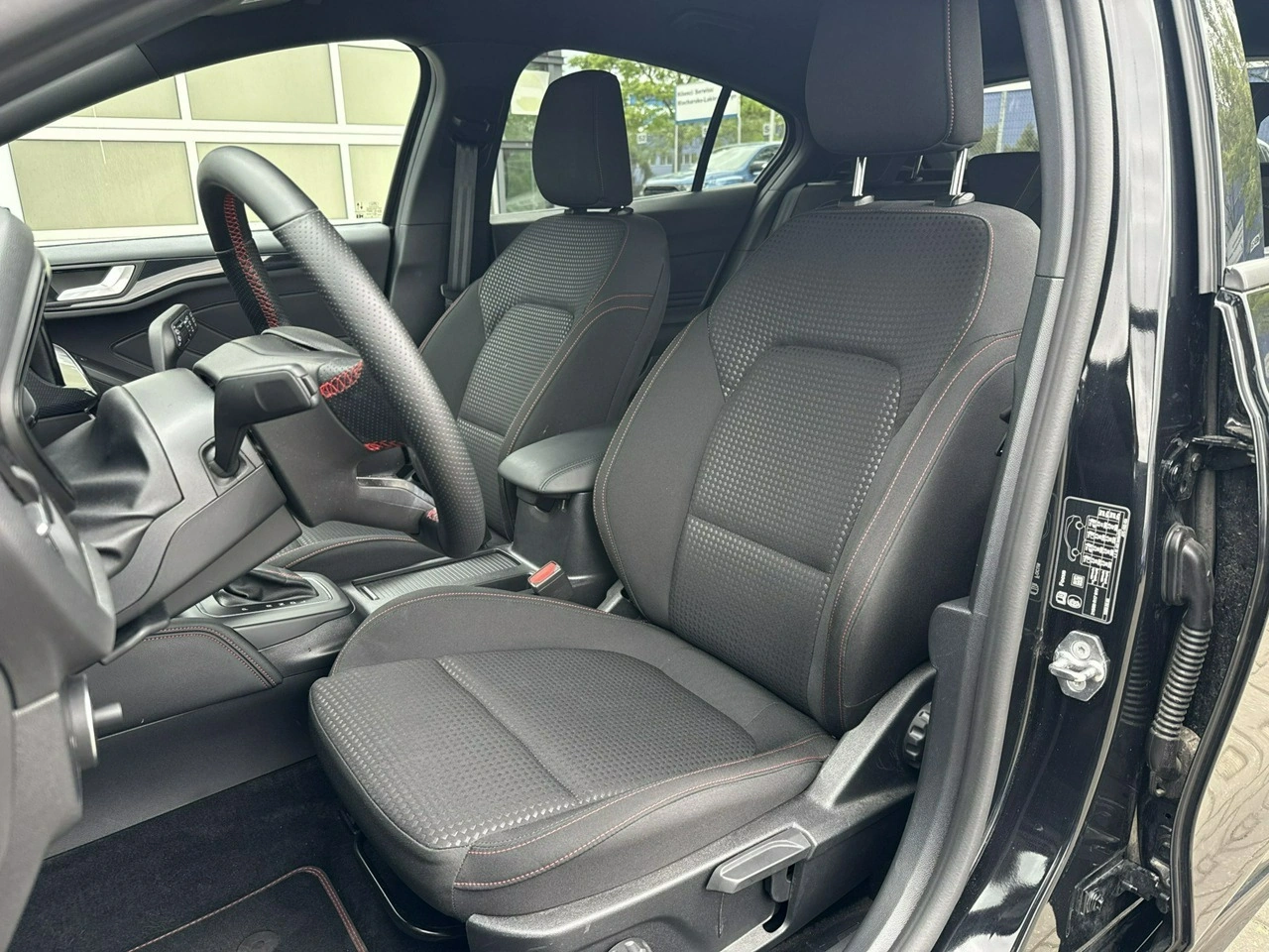 Ford Focus - Zdjęcie 12