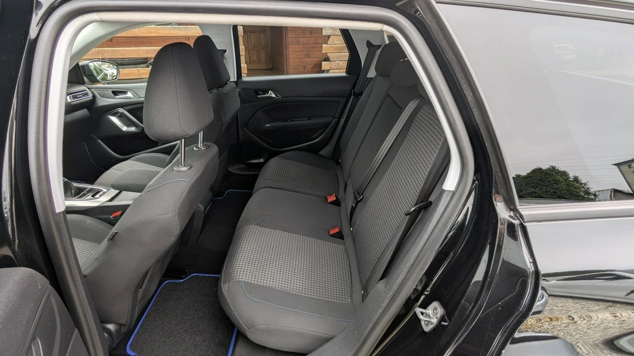Peugeot 308 SW - Zdjęcie 15