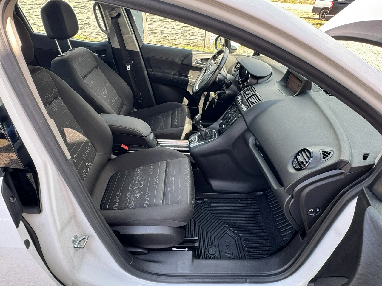 Opel Meriva - Zdjęcie 26