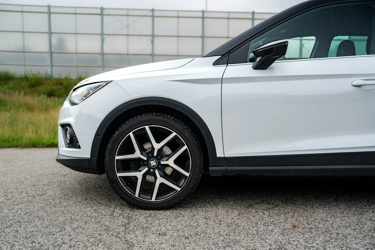 Seat Arona - Zdjęcie 10