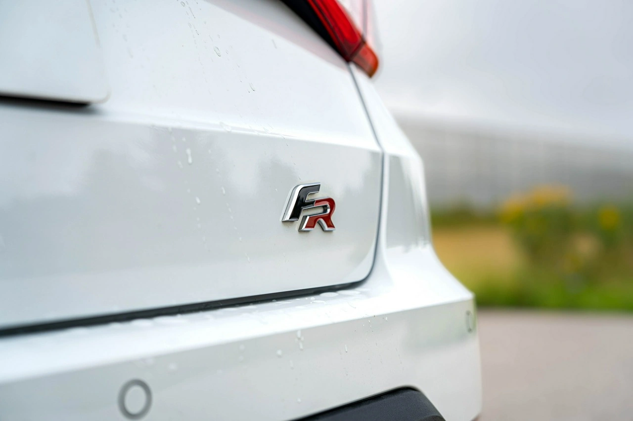 Seat Arona - Zdjęcie 13