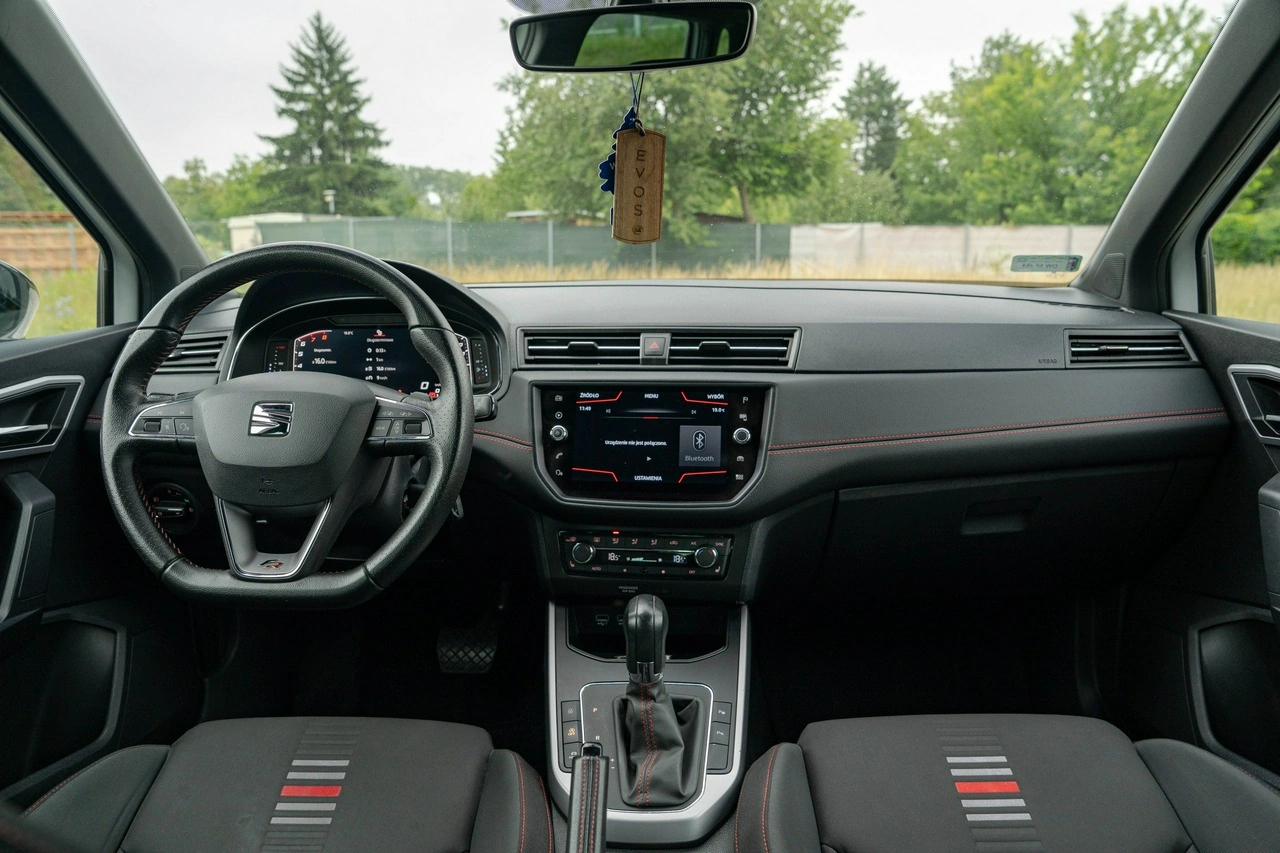 Seat Arona - Zdjęcie 17