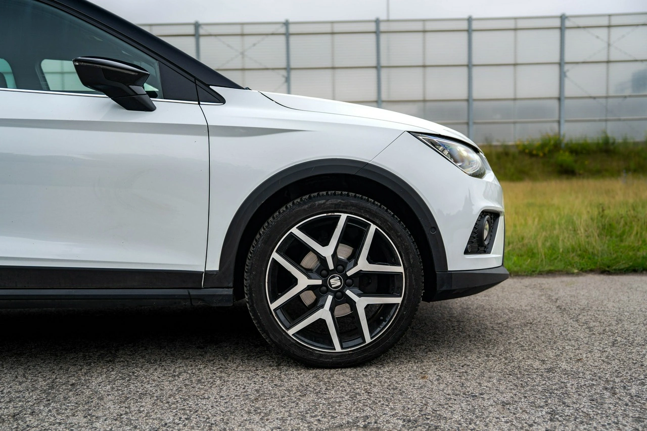 Seat Arona - Zdjęcie 8
