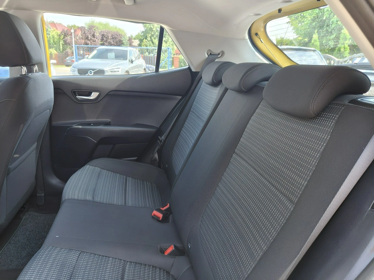 Kia Stonic - Zdjęcie 28