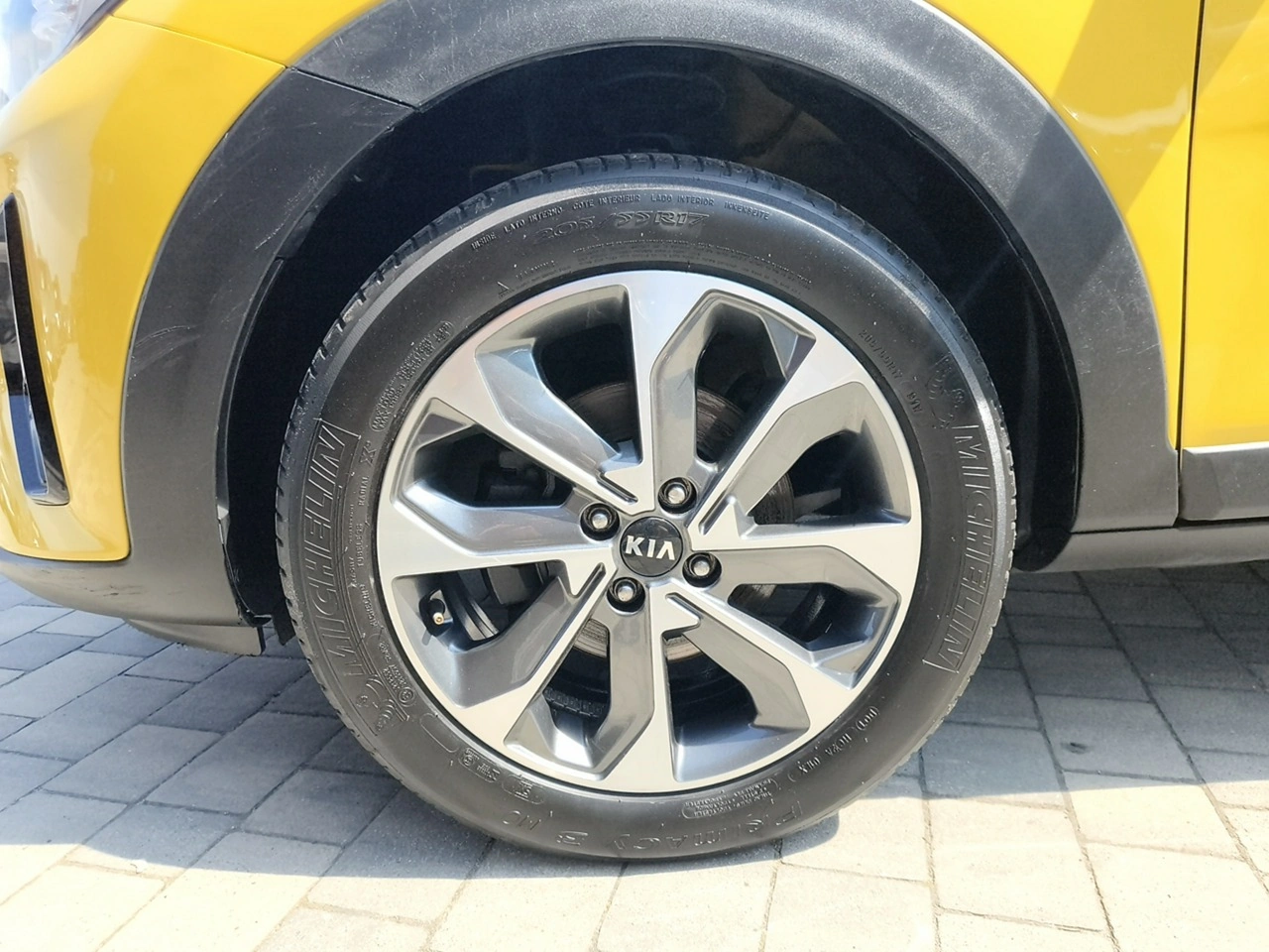 Kia Stonic - Zdjęcie 34